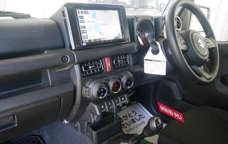 Suzuki Jimny, 2022 год, 2 120 000 рублей, 24 фотография