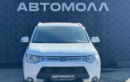 Mitsubishi Outlander III рестайлинг 3, 2014 год, 1 390 000 рублей, 3 фотография
