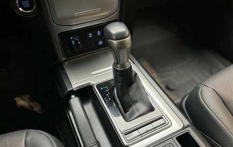 Toyota Land Cruiser Prado 150 рестайлинг 2, 2022 год, 7 300 000 рублей, 15 фотография