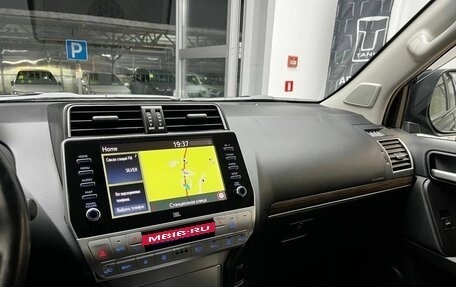 Toyota Land Cruiser Prado 150 рестайлинг 2, 2022 год, 7 300 000 рублей, 14 фотография