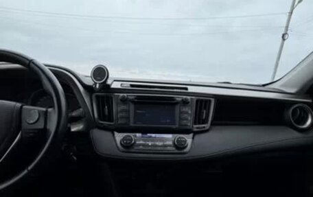 Toyota RAV4, 2014 год, 2 100 000 рублей, 4 фотография