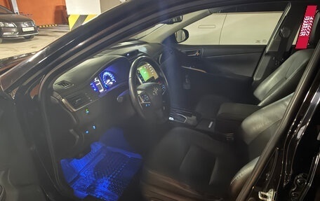 Toyota Camry, 2017 год, 2 590 000 рублей, 8 фотография