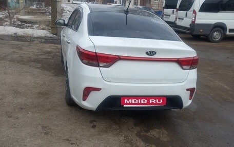 KIA Rio IV, 2018 год, 720 000 рублей, 2 фотография