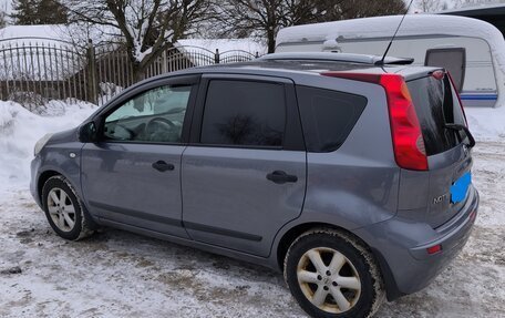 Nissan Note II рестайлинг, 2010 год, 600 000 рублей, 2 фотография