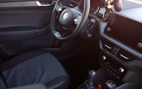 Skoda Rapid II, 2021 год, 1 300 000 рублей, 6 фотография