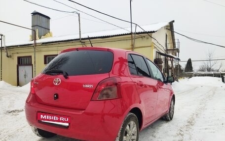 Toyota Yaris III рестайлинг, 2006 год, 640 000 рублей, 4 фотография
