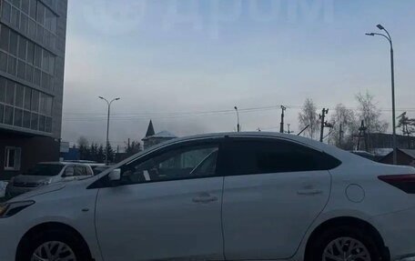 Toyota Vios III, 2022 год, 1 400 000 рублей, 7 фотография