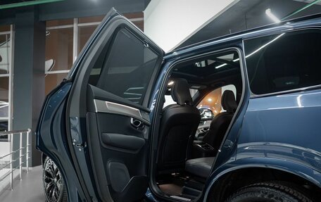 Volvo XC90 II рестайлинг, 2025 год, 11 290 000 рублей, 16 фотография