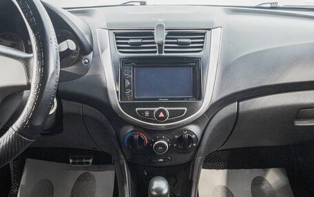 Hyundai Solaris II рестайлинг, 2013 год, 839 000 рублей, 11 фотография