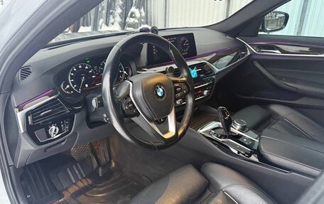 BMW 5 серия, 2018 год, 2 800 000 рублей, 3 фотография