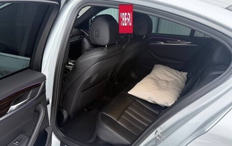 BMW 5 серия, 2018 год, 2 800 000 рублей, 4 фотография