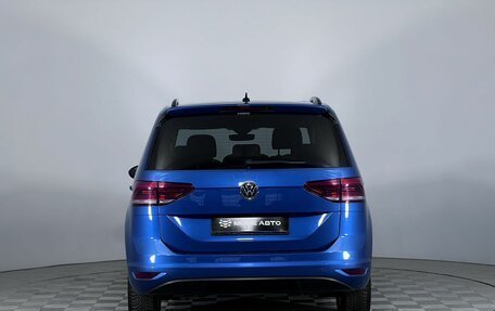 Volkswagen Touran III, 2018 год, 1 979 000 рублей, 6 фотография