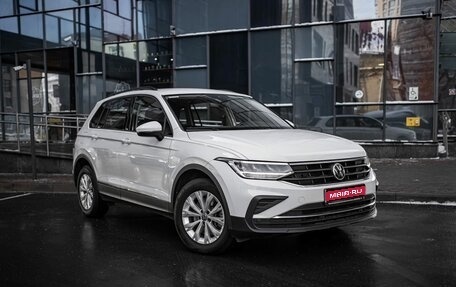 Volkswagen Tiguan II, 2021 год, 2 975 000 рублей, 1 фотография