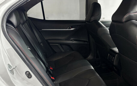 Toyota Camry, 2020 год, 3 190 000 рублей, 9 фотография