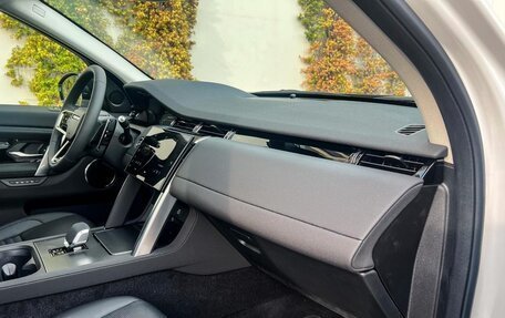 Land Rover Discovery Sport I рестайлинг, 2024 год, 9 790 000 рублей, 15 фотография