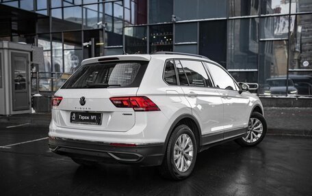 Volkswagen Tiguan II, 2021 год, 2 975 000 рублей, 6 фотография