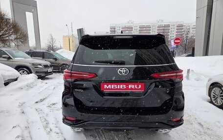 Toyota Fortuner II, 2022 год, 5 500 000 рублей, 5 фотография