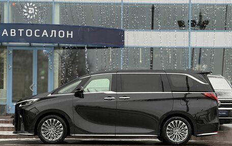 Lexus LM, 2025 год, 16 990 000 рублей, 2 фотография