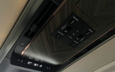 Lexus LM, 2025 год, 16 990 000 рублей, 32 фотография