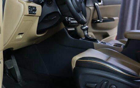 KIA Sportage IV рестайлинг, 2019 год, 2 499 000 рублей, 10 фотография