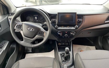 Hyundai Solaris II рестайлинг, 2020 год, 1 399 000 рублей, 10 фотография