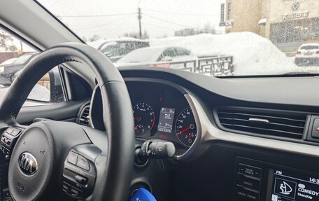 KIA Rio IV, 2021 год, 1 790 000 рублей, 12 фотография