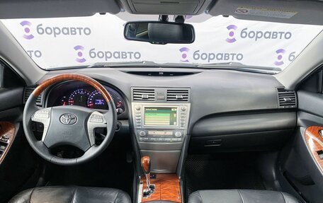 Toyota Camry, 2010 год, 1 185 000 рублей, 14 фотография