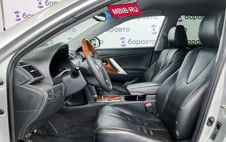 Toyota Camry, 2010 год, 1 185 000 рублей, 10 фотография