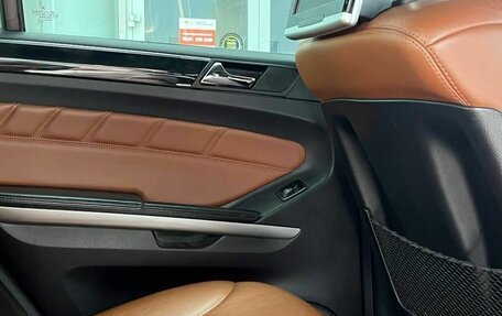 Mercedes-Benz M-Класс, 2010 год, 1 370 000 рублей, 17 фотография