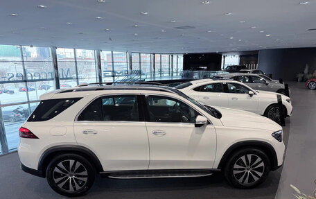 Mercedes-Benz GLE, 2025 год, 11 999 000 рублей, 3 фотография