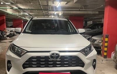 Toyota RAV4, 2020 год, 3 800 000 рублей, 1 фотография