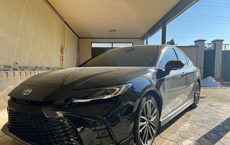 Toyota Camry, 2024 год, 3 950 000 рублей, 1 фотография