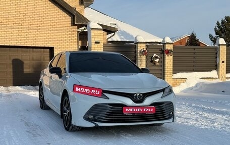 Toyota Camry, 2018 год, 2 650 000 рублей, 1 фотография