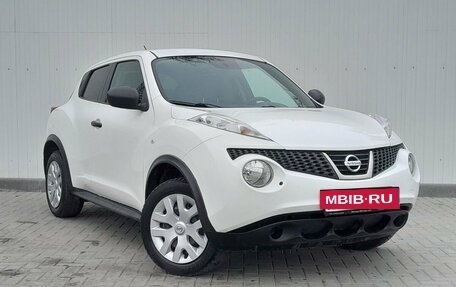 Nissan Juke II, 2011 год, 949 000 рублей, 2 фотография