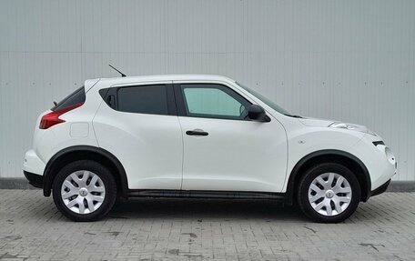 Nissan Juke II, 2011 год, 949 000 рублей, 6 фотография