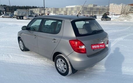 Skoda Fabia II, 2009 год, 350 000 рублей, 4 фотография
