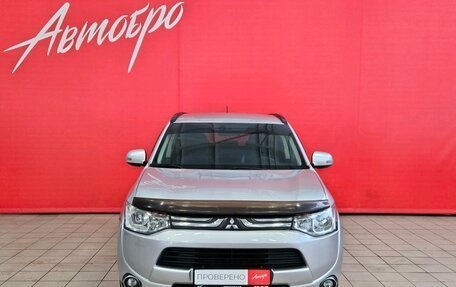Mitsubishi Outlander III рестайлинг 3, 2013 год, 1 295 000 рублей, 8 фотография