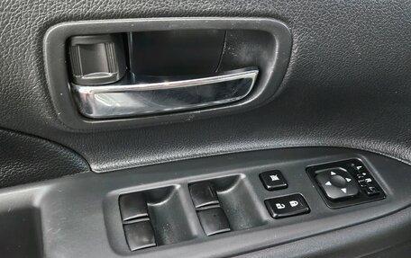 Mitsubishi Outlander III рестайлинг 3, 2013 год, 1 295 000 рублей, 15 фотография