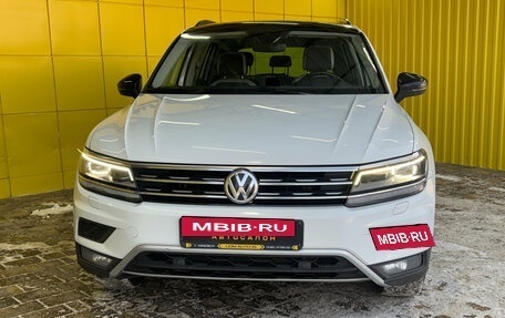 Volkswagen Tiguan II, 2019 год, 2 490 000 рублей, 2 фотография