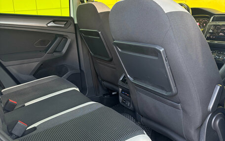 Volkswagen Tiguan II, 2019 год, 2 490 000 рублей, 9 фотография