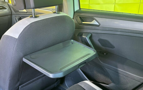 Volkswagen Tiguan II, 2019 год, 2 490 000 рублей, 17 фотография