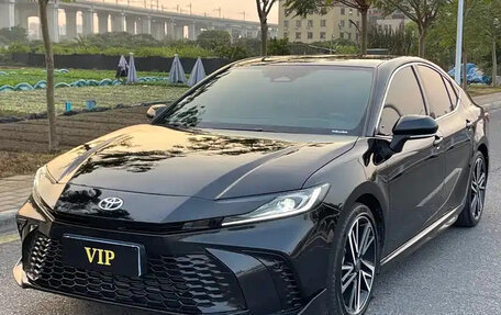 Toyota Camry, 2024 год, 3 350 757 рублей, 2 фотография