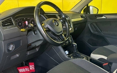 Volkswagen Tiguan II, 2019 год, 2 490 000 рублей, 12 фотография