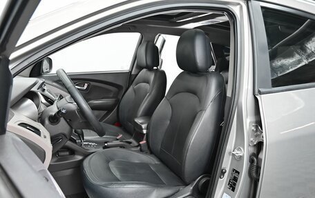 Hyundai ix35 I рестайлинг, 2013 год, 995 000 рублей, 6 фотография