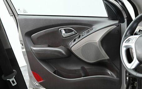 Hyundai ix35 I рестайлинг, 2013 год, 995 000 рублей, 7 фотография