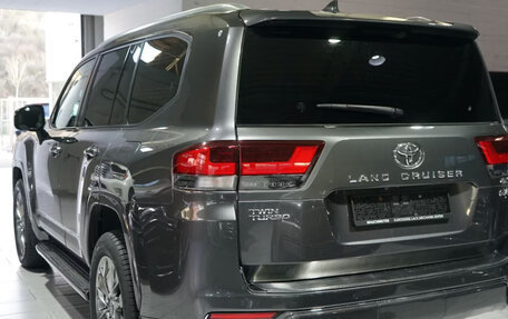 Toyota Land Cruiser, 2023 год, 8 750 000 рублей, 9 фотография