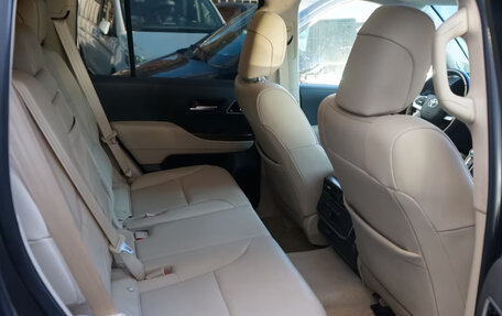Toyota Land Cruiser, 2023 год, 8 750 000 рублей, 15 фотография
