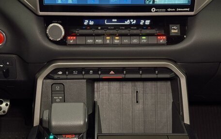 Toyota Sequoia, 2023 год, 15 500 000 рублей, 14 фотография