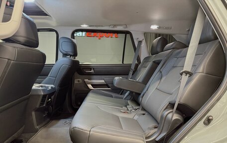 Toyota Sequoia, 2023 год, 15 500 000 рублей, 18 фотография