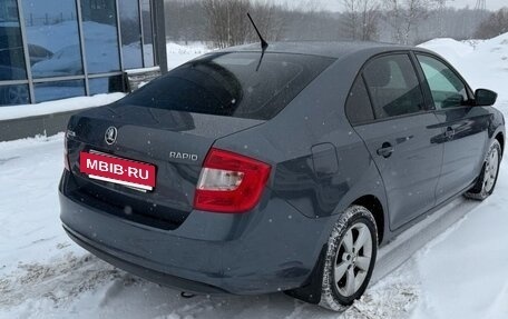 Skoda Rapid I, 2014 год, 900 000 рублей, 8 фотография